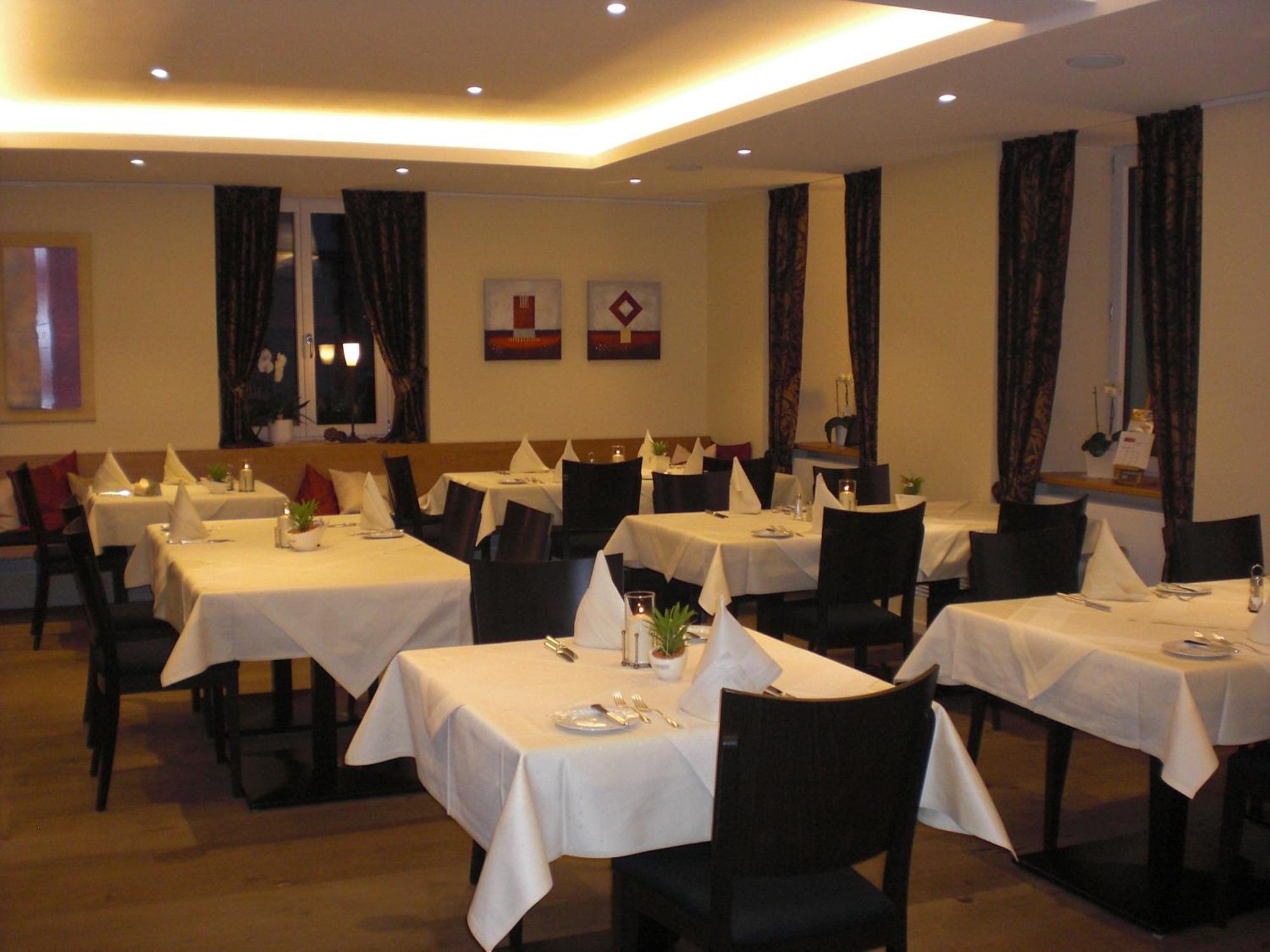 Hotel-Restaurant Schieble Kenzingen Bagian luar foto