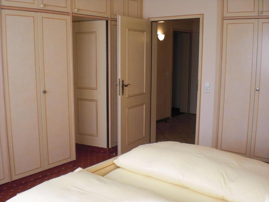 Hotel-Restaurant Schieble Kenzingen Ruang foto